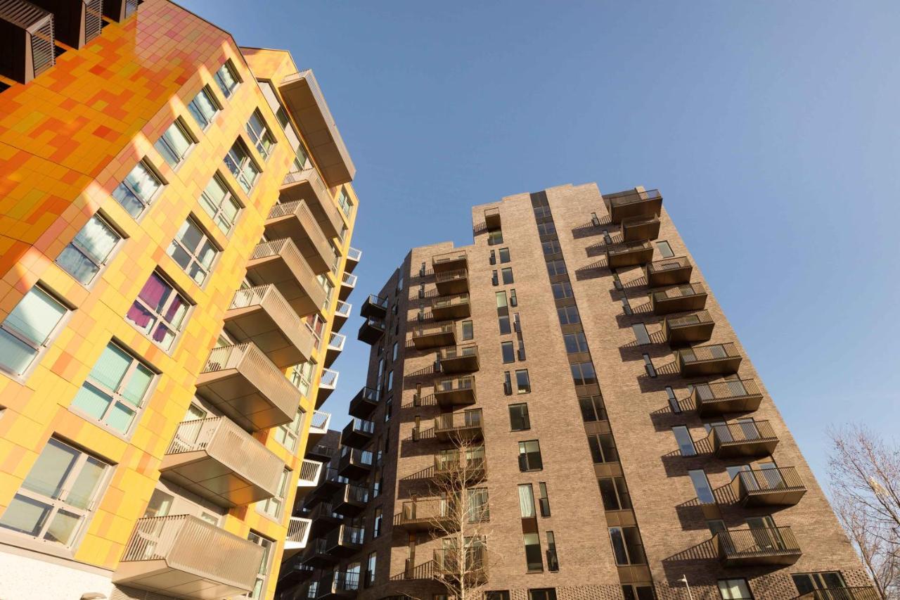 Spacious & Modern 1 Bedroom Close To Station In E16 Londres Exterior foto
